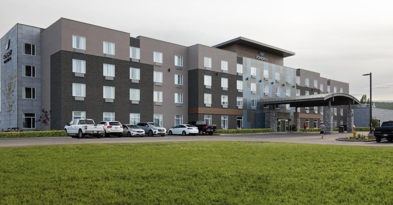Pomeroy Inn & Suites Prince George Exterior foto